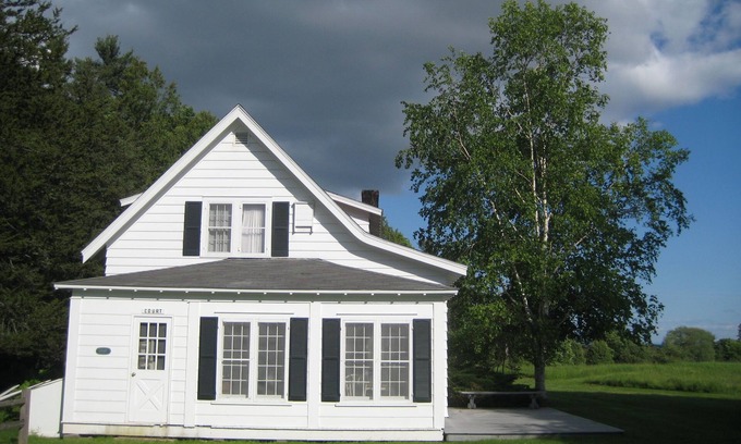 Westport Cottage | Stable Properties -Three bedroom "Court" Cottage With Marvelous Views