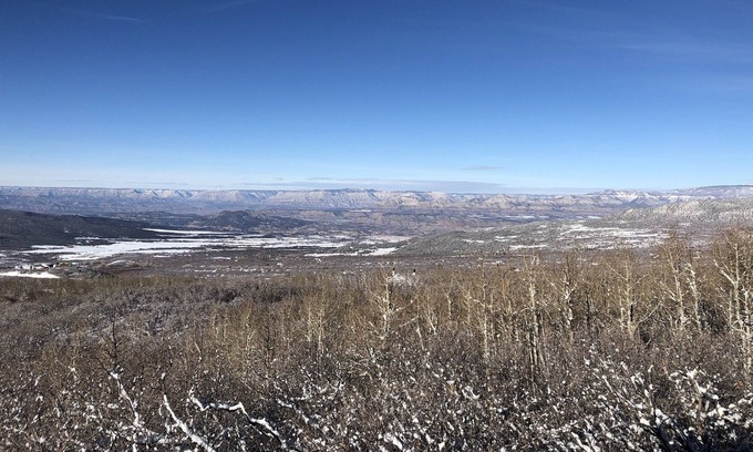 Mesa House | Staggering view from cozy cabin near Powderhorn Ski resort and the Grand Mesa!