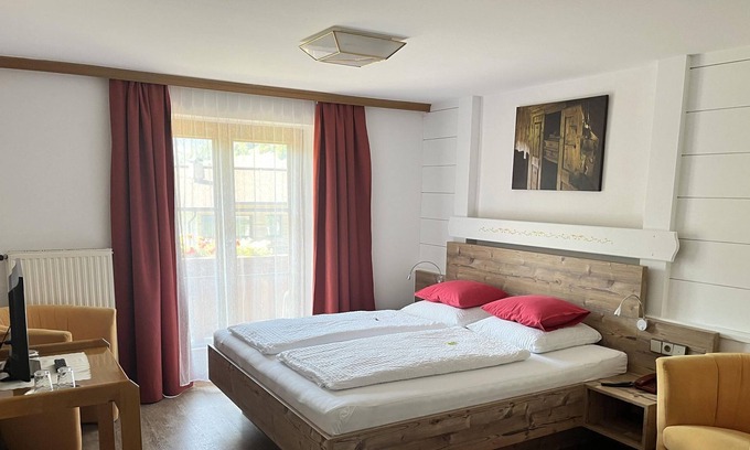 Niederau House | Standard double room - Hotel Simmerlwirt