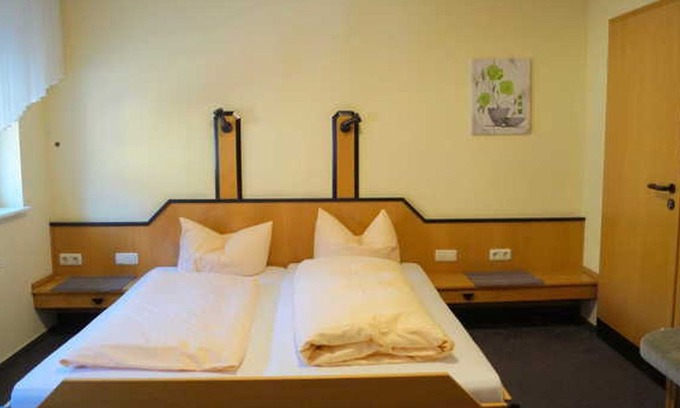 Wellen Hotel | Standard Double Room - Pension Weber