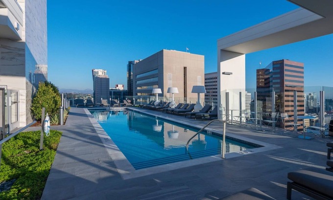 Little Italy Apartment | Stanza Little Italy: Comfortable 1-Bedroom Retreat in Downtown San Diego