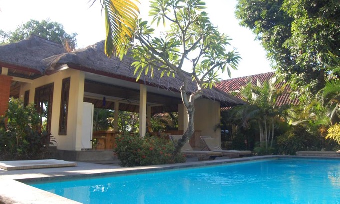 Amed House | Star East Bungalows