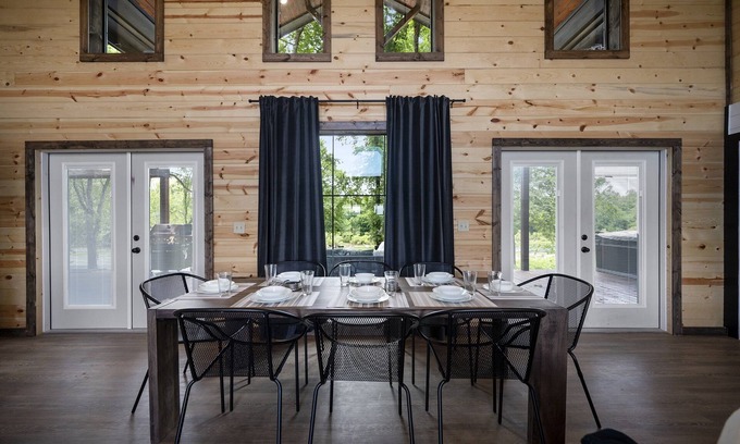 Golden Cabin | Starlink | Waterfront | Pets OK | Hot Tub | Fire Pit