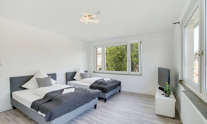 Krefeld Apartment | Stay Here ND Apartments - 03