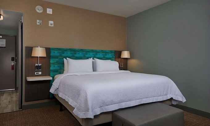 Sherwood - Tualatin North Hotel | Stay Near Wineries | Free Parking, Free Breakfast & Indoor Pool