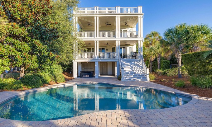 Isle of Palms House | Stay @ Southern Breezes on Isle of Palms