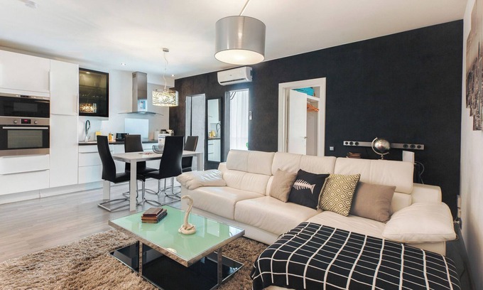 El Port Apartment | Stay U-nique Apartments Aprestadora