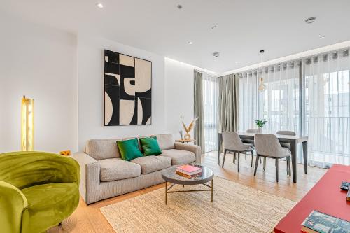St. Pancras and Somers Town Apartment | StayCozy at King's Cross