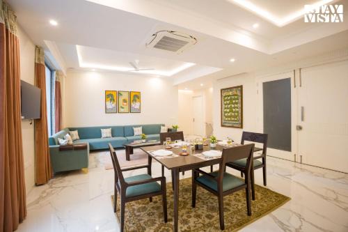 Malviya Nagar Apartment | StayVista at Sabora Blue with Wi-Fi, AC