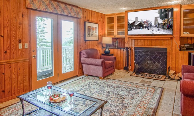 Snowshoe Condo | Stemwinder 6A, 3 Bedrooms Plus Bonus Sleeping Alcove, 2 1/2 Baths