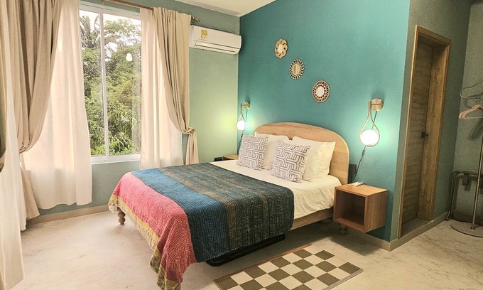 Canaveral House | Step into your private jungle retreat in delightful Tayrona with WiFi, AC