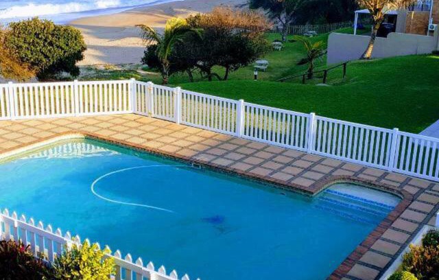 Hibberdene Apartment | Step On the BEACH