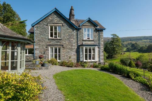 Ambleside House | Stepping Stones House