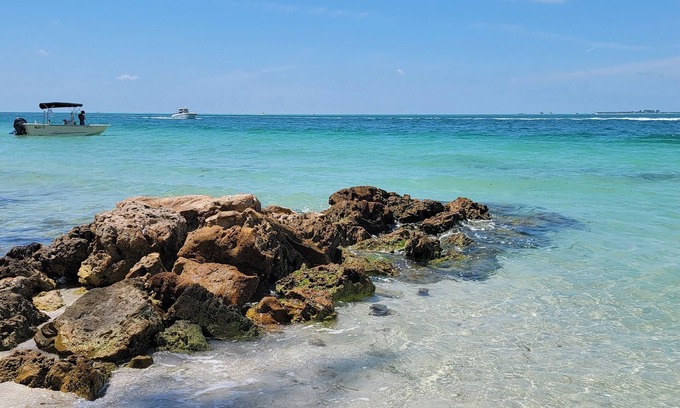 Anna Maria House | Steps to Beach Access, Bean Pointn3-4 Bdr Mother-in-law Site Option Downstairsn