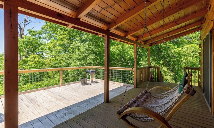 Dandridge Cabin | Stillwater Cove