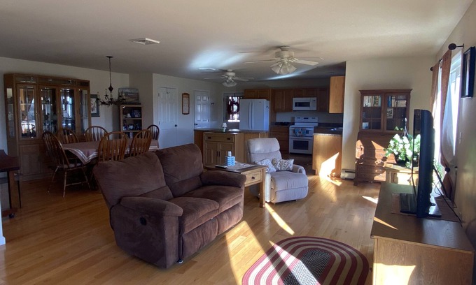 Canajoharie House | Stix & Style 2…25 mins from Cooperstown or ADK park; 7 miles from Sharon Springs