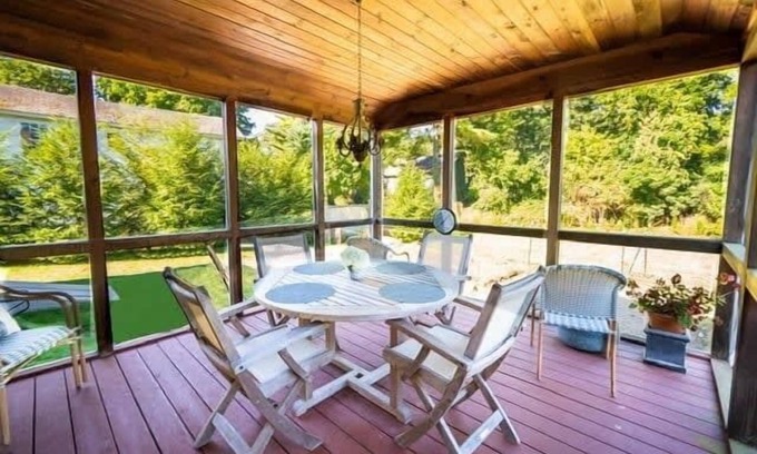 Stockbridge House | Stockbridge Home, Come Experience The Berkshires!