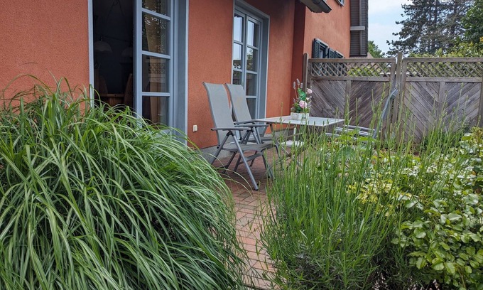 Wieck auf dem Darss House | Stoeckwiese vacation home in tranquil Wieck.