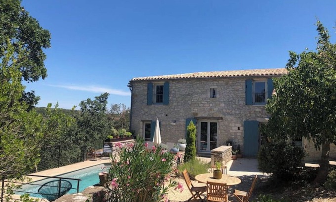 Lussan Cottage | Stone house with private pool overlooking the valley