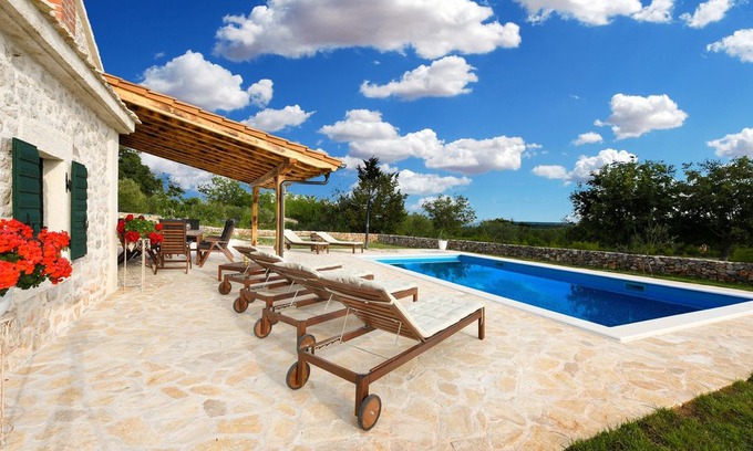 Slivnica Villa | Stone Villa Jerolim, in Dalmatia, with a Pool