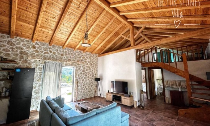 Corfu Villa | Stones family villa near beach