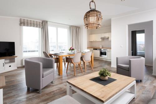 Binz Apartment | strandnahe FeWo mit Meerblick, Dachterrasse und 2 Schlafzimmern,Residenz Bel Vital - Kategorie F