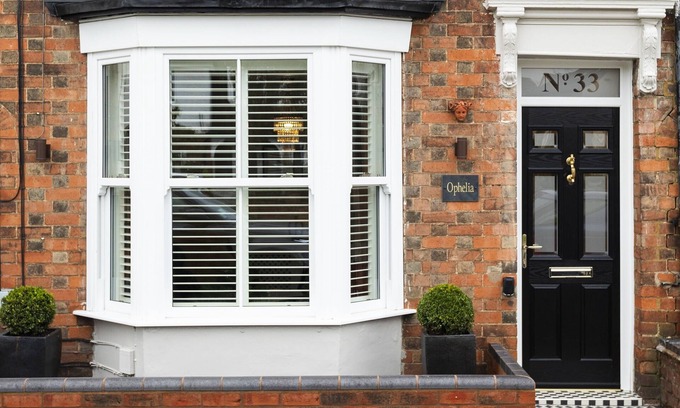 Stratford-upon-Avon House | Stratford - beautiful luxe townhouse stay, 5 mins stroll to town, free parking