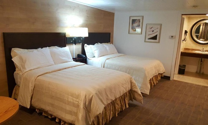 Veazie Hotel | Stucco Lodge