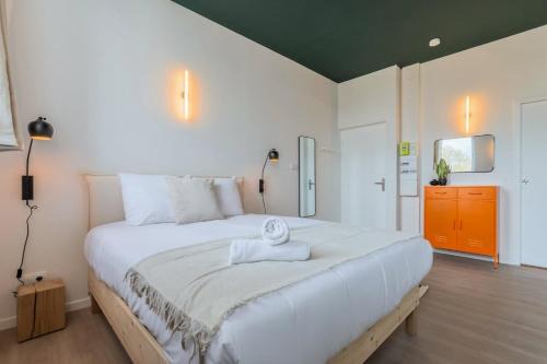 Annappes Apartment | Studio équipé côté rue, parking gratuit