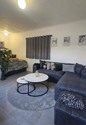 Greater Johannesburg Metropolitan Area Apartment | Studio 172