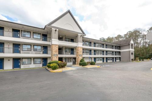 Columbus Hotel | Studio 6 Columbus GA Columbus Airport