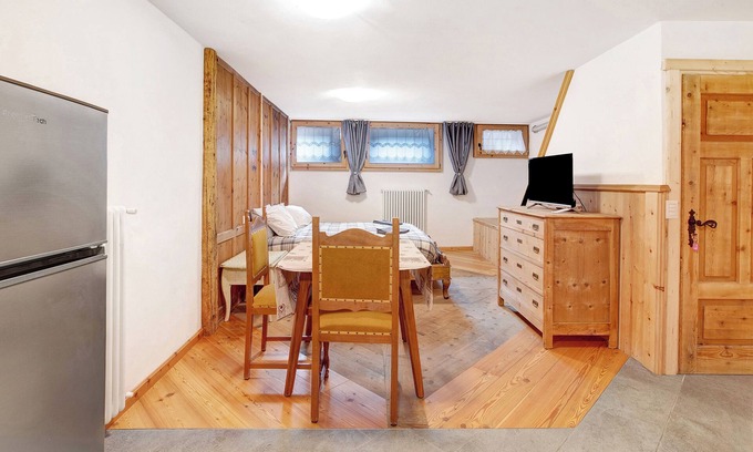 Bormio Apartment | Studio Apartment 'Premesan 4' with Wi-Fi