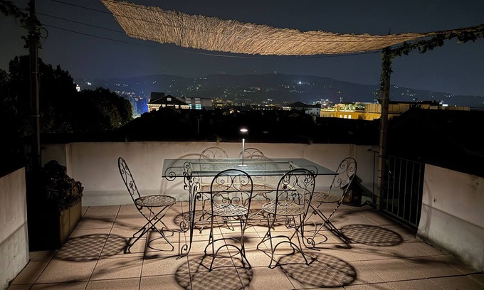 Historic Centre Apartment | studio apartment with terrace to 360 ° of the city