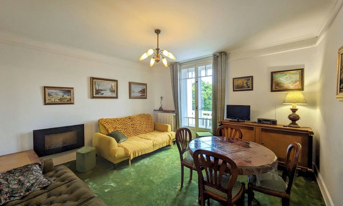 Pugny-Chatenod Apartment | studio au Grand Hôtel du Revard : Un Voyage dans le Temps