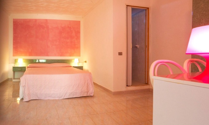 Chiesiola Apartment | Studio 'Baia Falcone-Mono Tipo A114 Cucina' with sea view, Wi-Fi and air conditioning