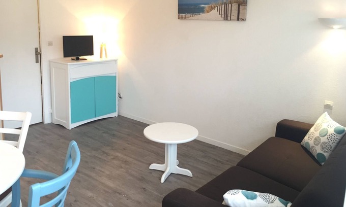 Arcachon Apartment | Studio cabin 4 people close to the beach and shops
