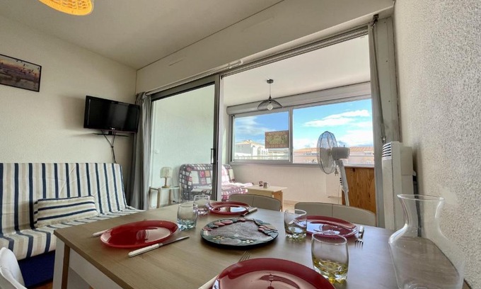 Sete Apartment | Studio cabine avec parking à 600m des plages à Sète - FR-1-338-162
