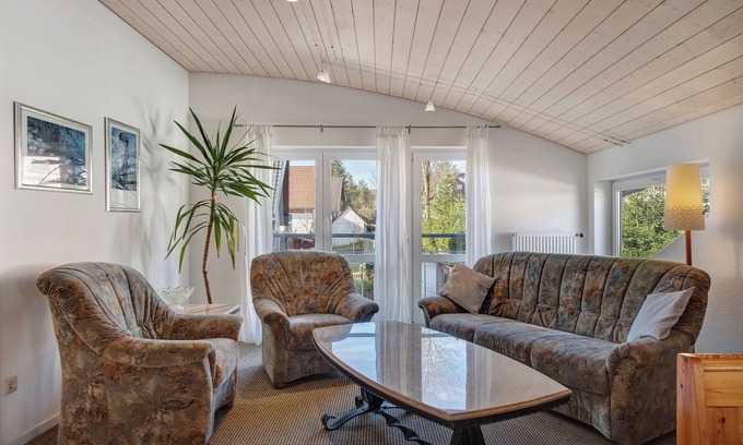 Schoenwald Apartment | Studio 'Brend, 48qm' with Balcony and Wi-Fi