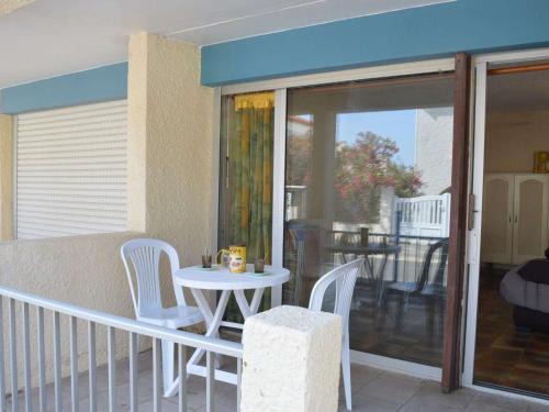 Saint-Pierre-la-Mer Apartment | Studio en RDC à 250m de la plage - Saint Pierre la Mer, 2 couchages, animaux acceptés - FR-1-229D-232