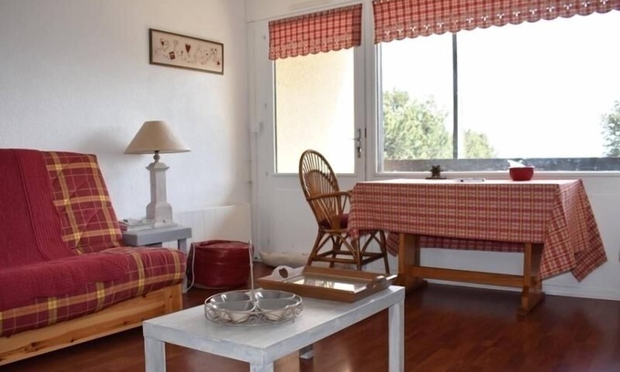 Font-Romeu-Odeillo-Via Apartment | Studio Font-Romeu-Odeillo-Via, studio flat, 4 persons