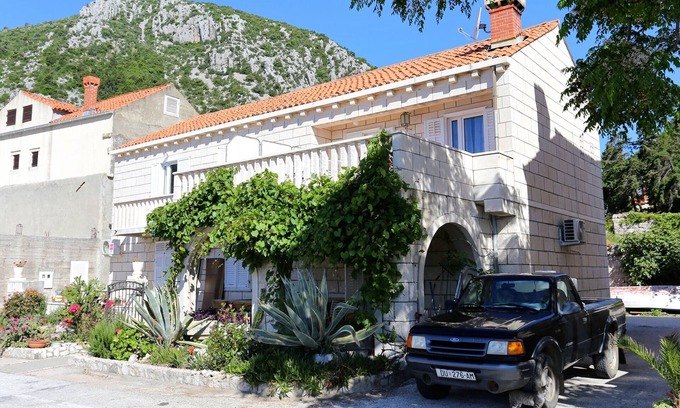 Trstenik Apartment | Studio flat near beach Trstenik, Pelješac (AS-4570-d)