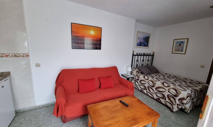 Gozon Cottage | Studio for 2 people and a baby