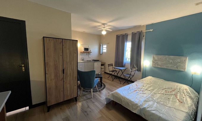 Petite-ÃŽle Apartment | Studio Foudi