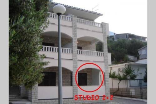 Brela Apartment | Studio ground floor with terace