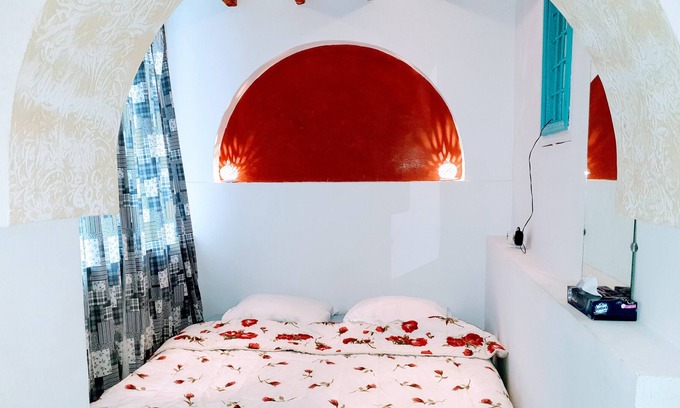 Ennasr Apartment | Studio in Cité Ennasr close to all amenities