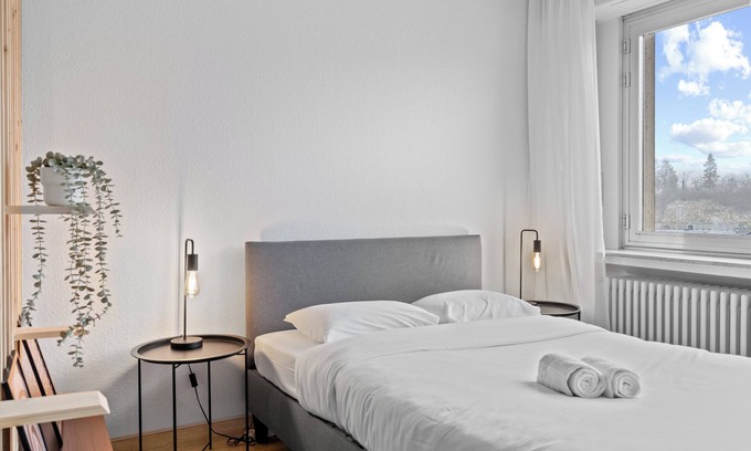 South Bonnevoie Apartment | Studio in city center 15 min from the airport