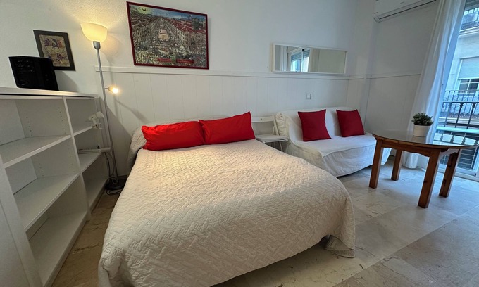El Ejido Apartment | Studio in the center of Malaga
