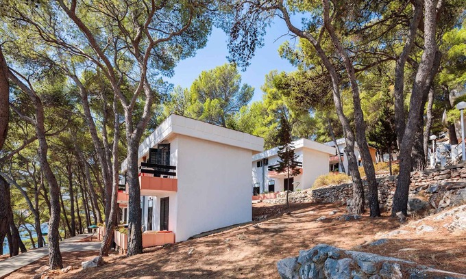 Island Hvar Apartment | Studio in the immediate vicinity of the sea