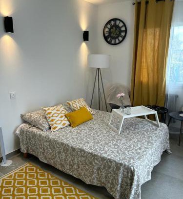 Brax Bed & Breakfast | studio indépendant près de Walygator