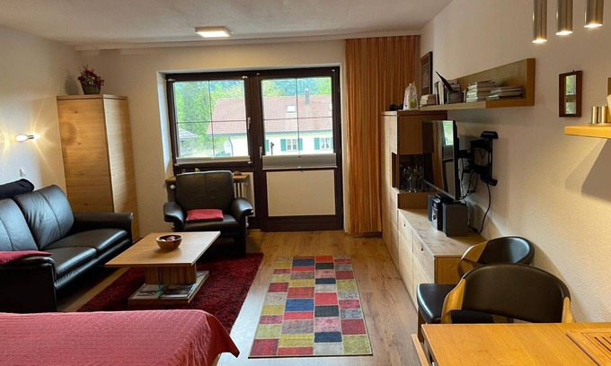 Inzell Apartment | Studio 'Inzell Mit Bergblick' with Mountain View, Balcony and Wi-Fi